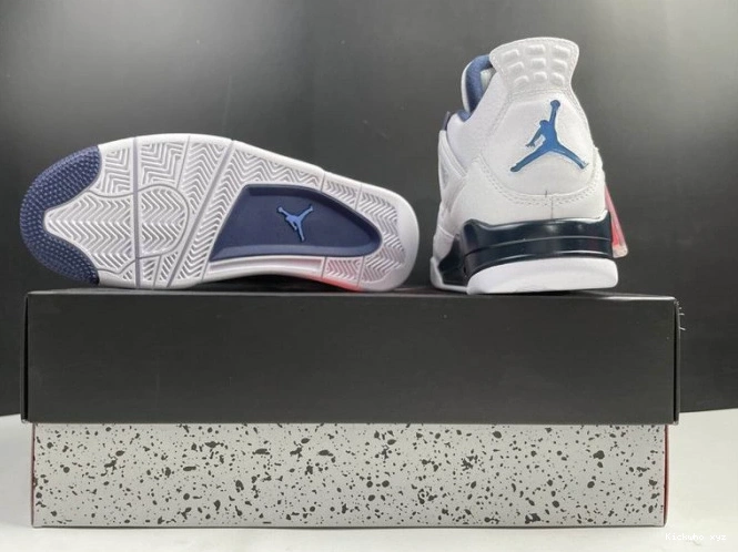 Columbia (2015) Retro 4 Jordan 314254-107 0809